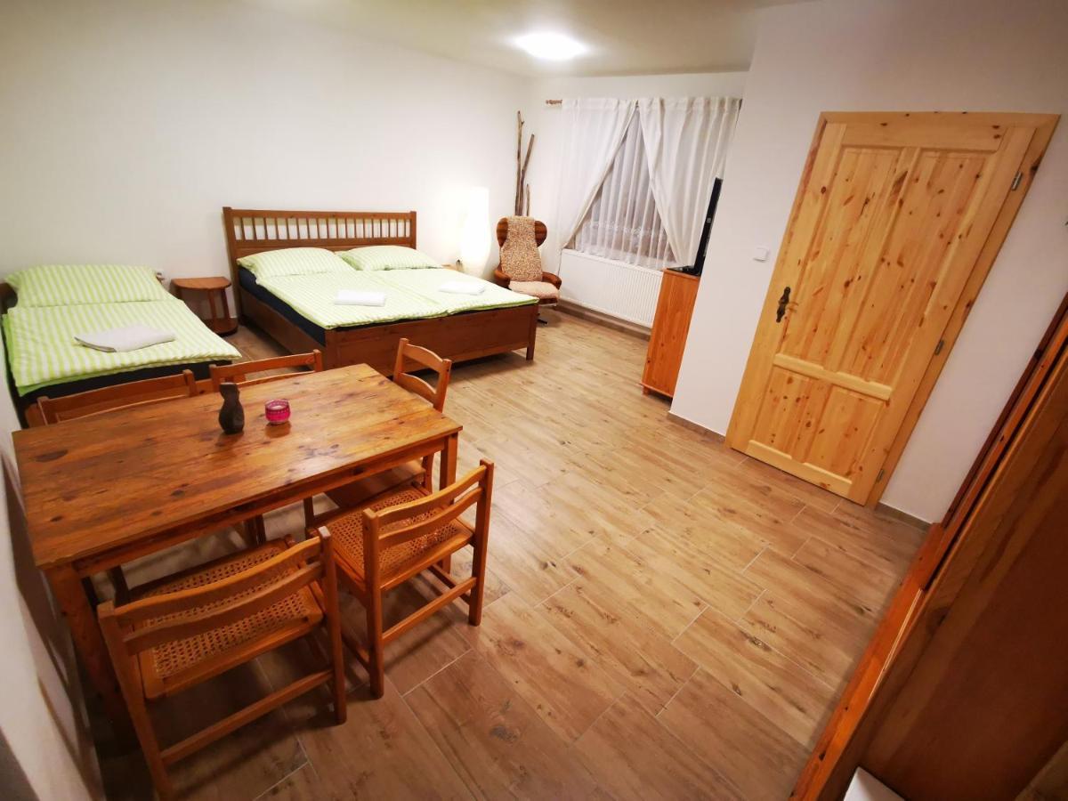 Apartment Na Namesti 55 *
